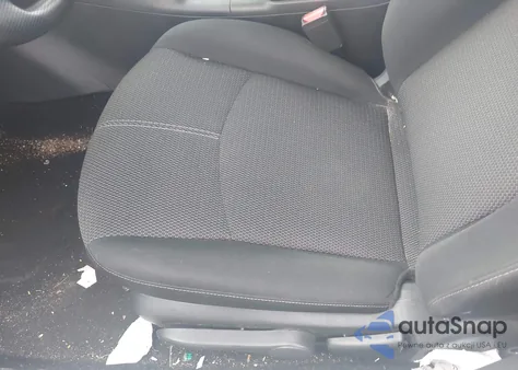 2018 Nissan Sentra S z USA, uszkodzony, nr VIN 3N1AB7AP6JY243213